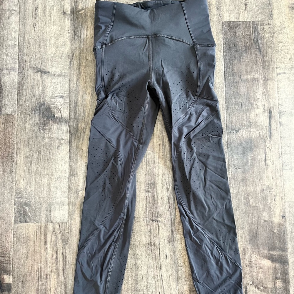 Lululemon Cropped Leggings